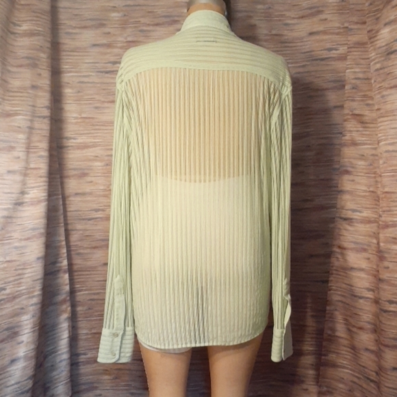 Groove lime green long sleeve shirt - Picture 2 of 6